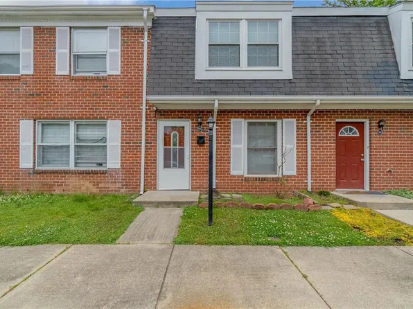 358 Susan Constant Dr, Newport News, VA 23608