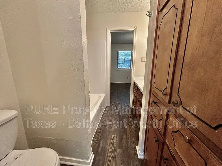 409 Cousins Ln #A — Photo 16
