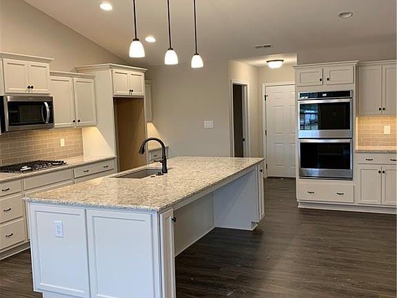 5th image of 7365 Beechbark Ln #Q1