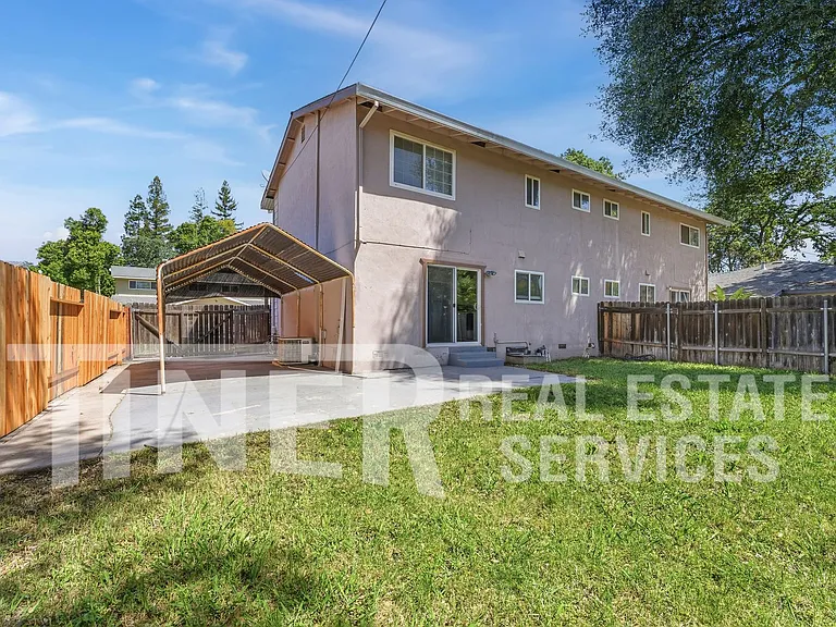 6167 Oakgreen Cir — Photo 23