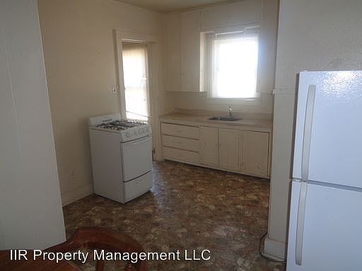 2nd image of 110 W Alameda St APT B