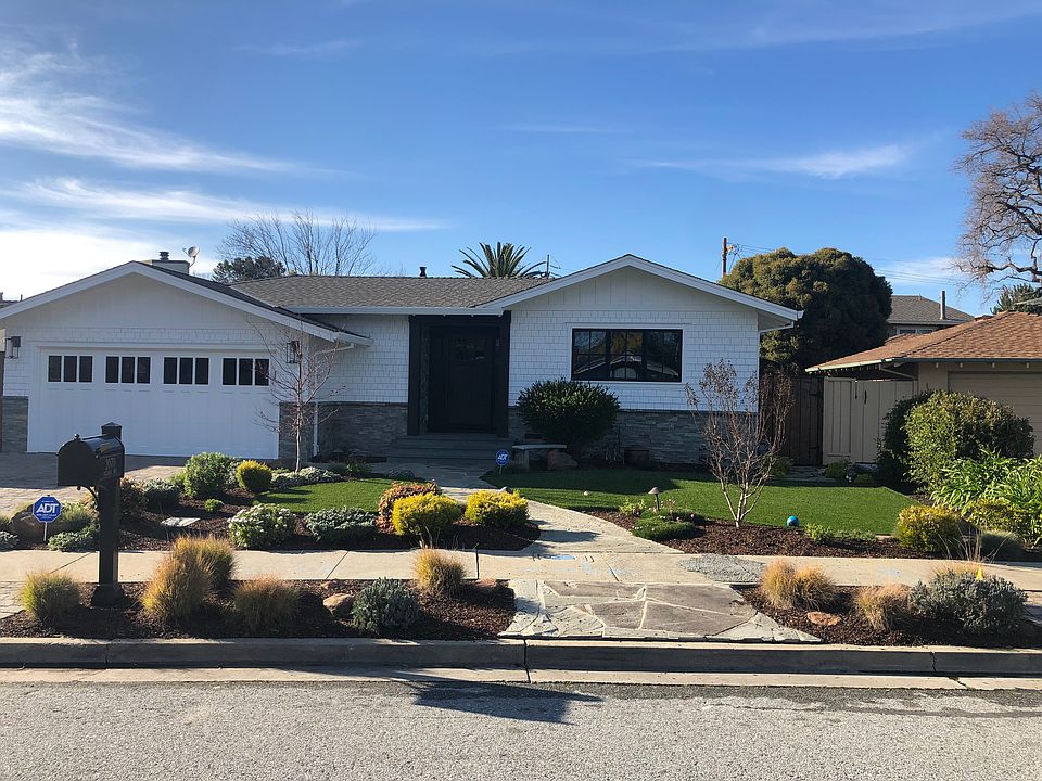 2nd image of 2070 Helena Way