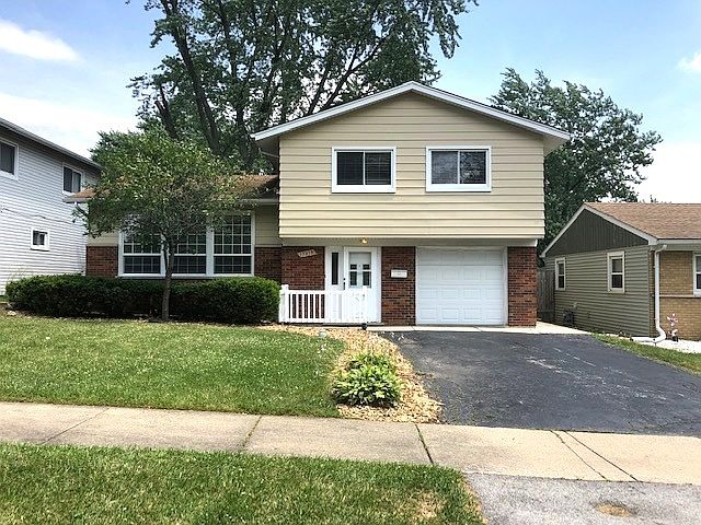 1st image of 17319 Oketo Ave