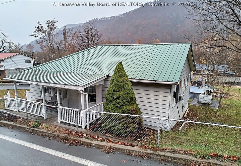 1st image of 16298 Deepwater Mountain Rd