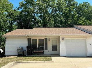 3881 W Palmyra Ct #18, Peoria, IL 61604