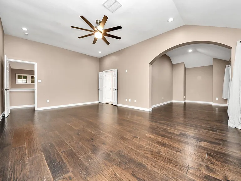 3210 Shadowwalk Dr — Photo 24