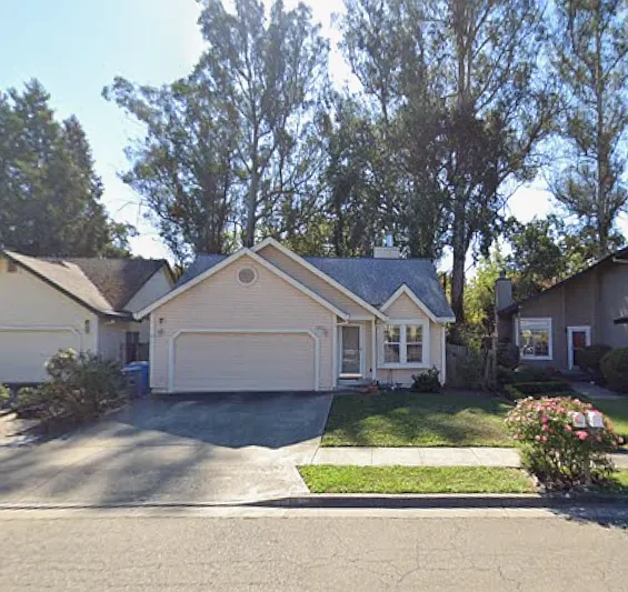 5082 Charmian Dr