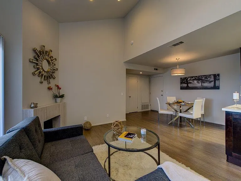 3760 Sawtelle Blvd #304 — Photo 1