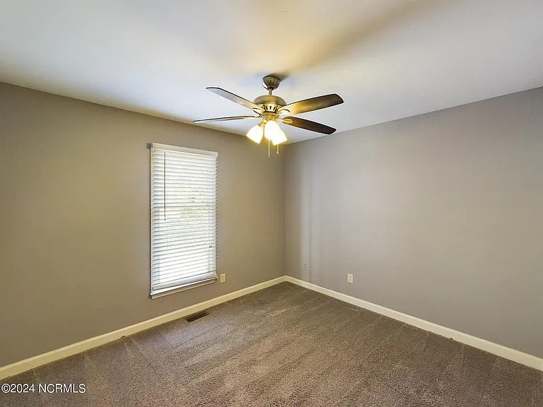 3520 Casine Ct — Photo 20