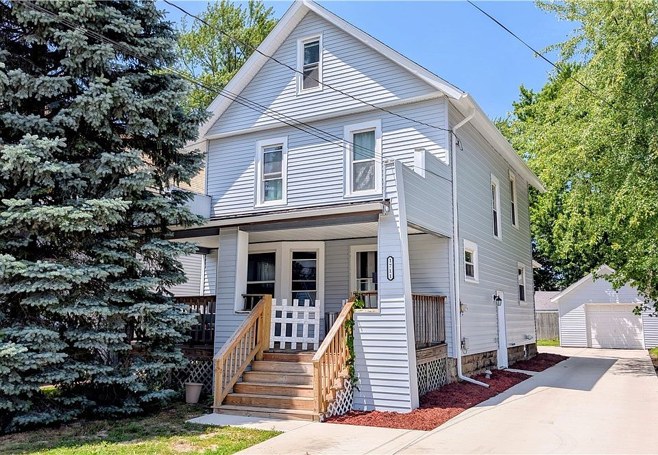 1st image of 1711 W 9th St
