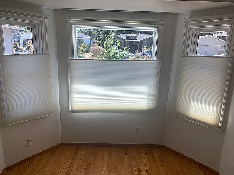 3 bed, 1334 sqft, $6,100 — Photo 3