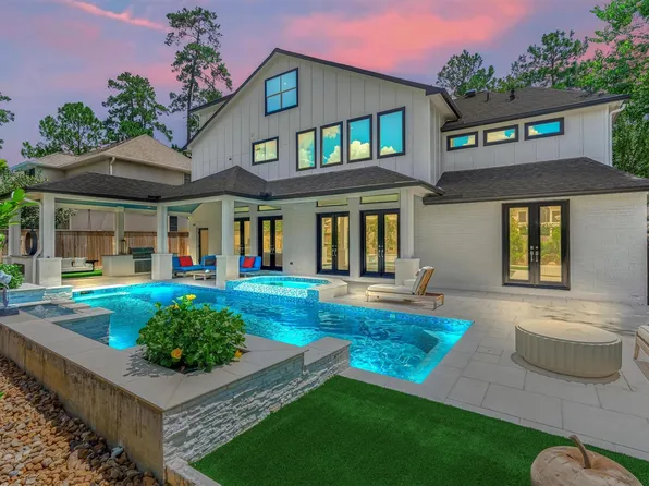 15 Atrium Woods Ct, Spring, TX 77381