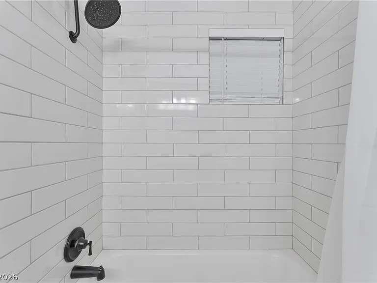 105 Marigold Ln — Photo 30