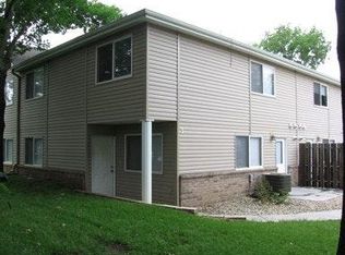 2409 Stadium Pl APT 2, Manhattan, KS 66502