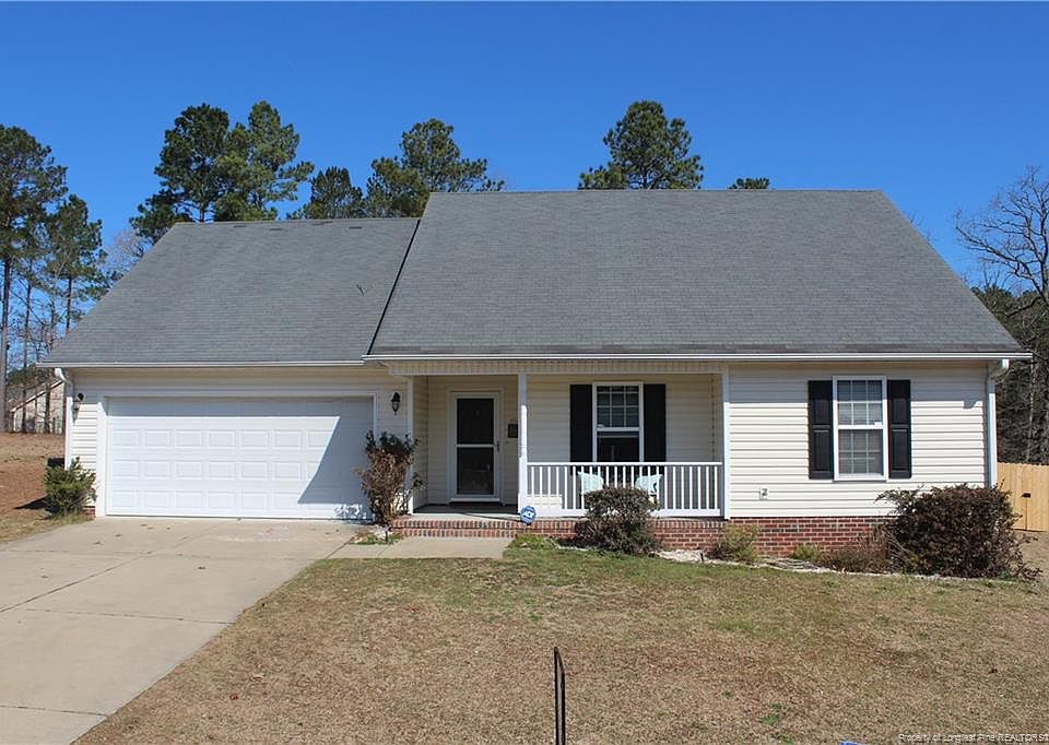 1st image of 525 Smokey Mountain Dr