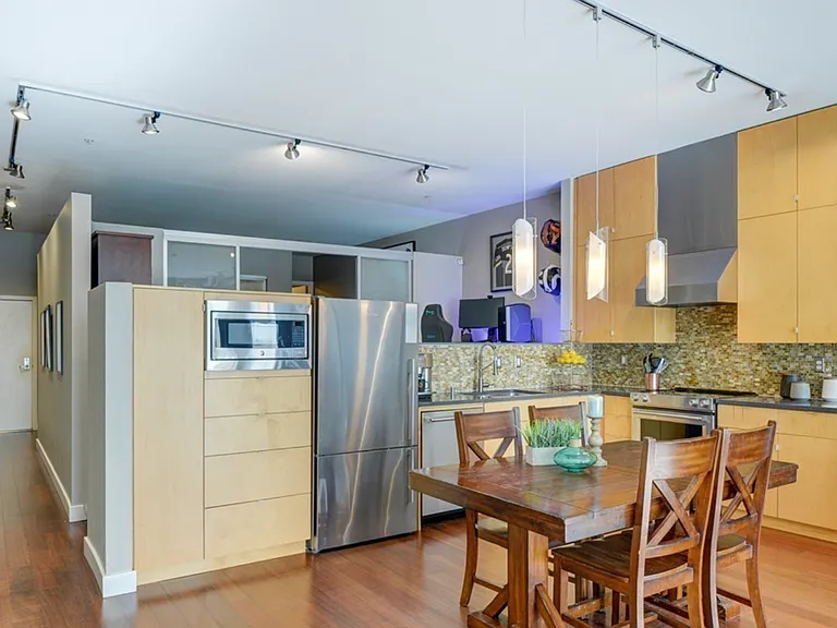 2015 Terry Ave #417 — Photo 9
