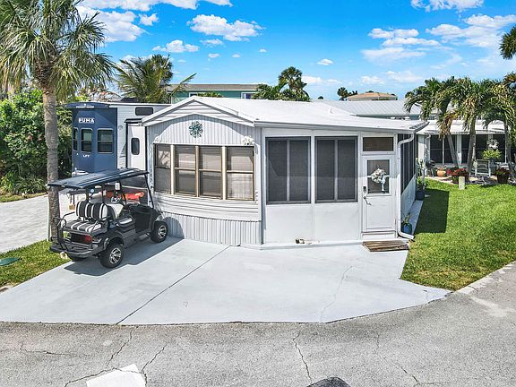 2nd image of 1397 Nettles Boulevard