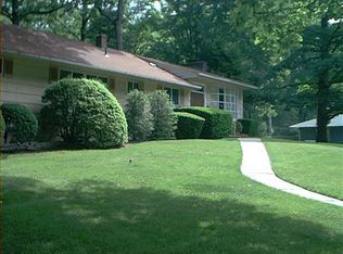 34 Fairhaven Dr, Hillsdale, NJ 07642