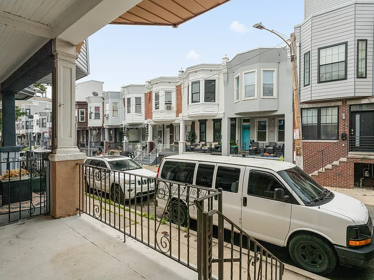 1457 N Corlies St — Photo 3