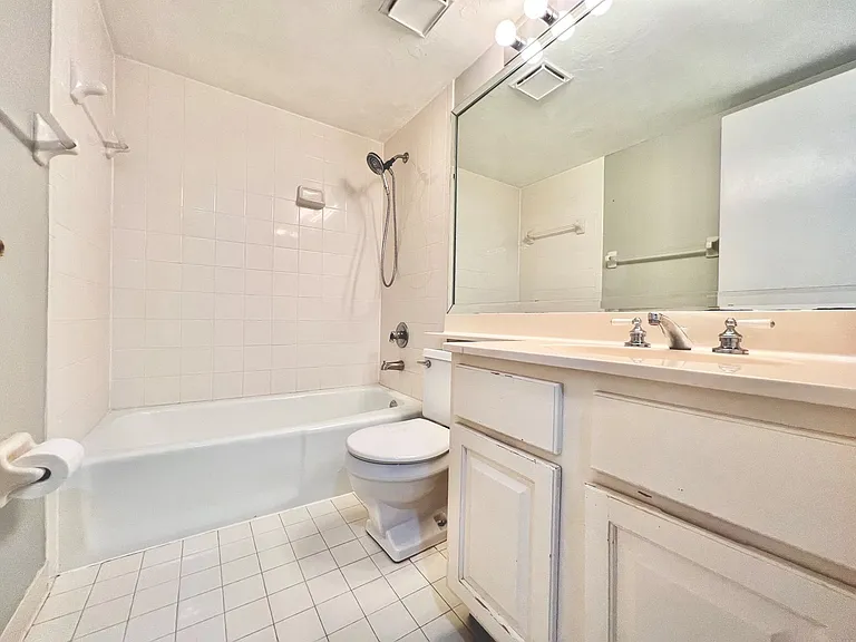 8805 Lateen Ln #203 — Photo 15