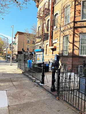 Rented by Highline Residential | media 26