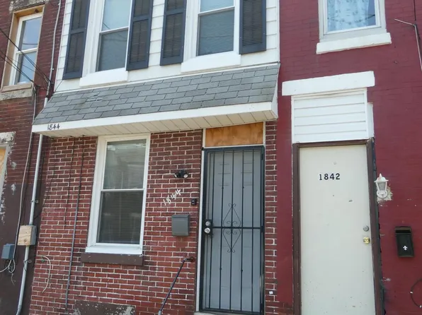 1844 Hart Ln, Philadelphia, PA 19134