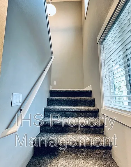 9801 Silverbright Dr — Photo 13