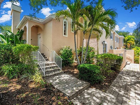 2nd image of 13770 MARSEILLES COURT