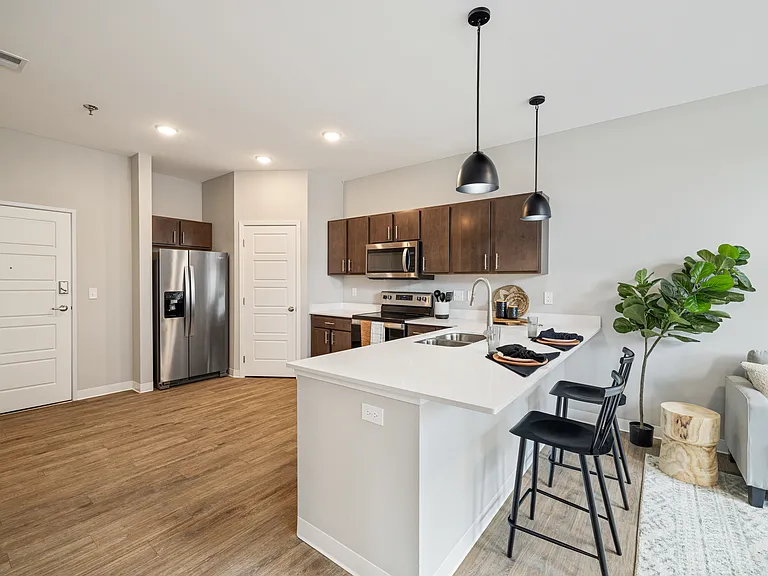 EagleRidge Plaza Residences — Photo 13