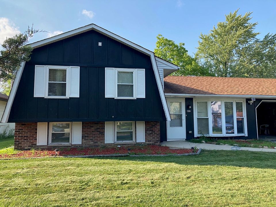 1st image of 802 Bradley Ave