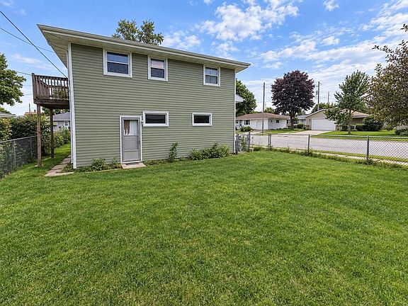 3rd image of 1014 Washington AVENUE