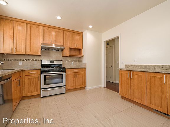 5th image of 45 Canterbury Ave