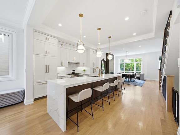 2nd image of 3250 N Racine Ave #2