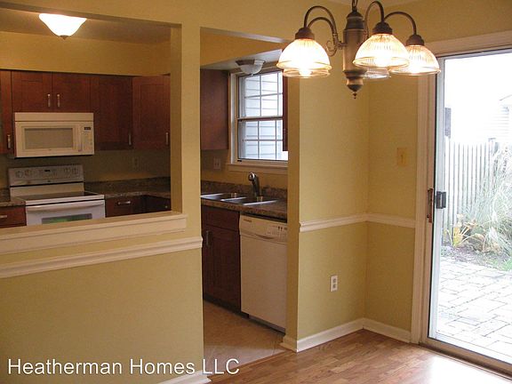 4th image of 15578 Northgate Dr
