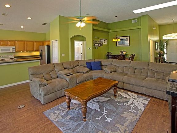 4th image of 155 Westmoreland Cir