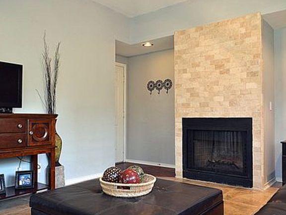 5th image of 6100 Woodlake Pkwy APT 401