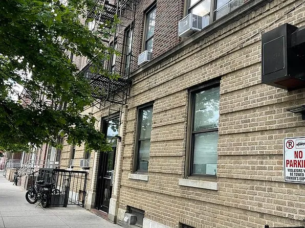 341 86th St, Brooklyn, NY 11209
