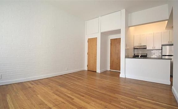 4th image of 361 W 20th St APT 2B