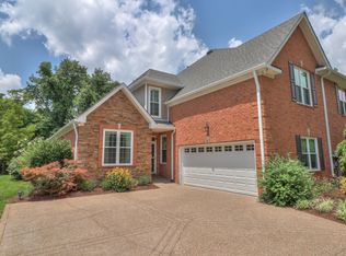 1226 Chickadee Cir, Hermitage, TN 37076