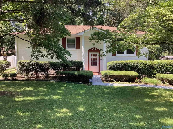 2802 Brett Rd NW, Huntsville, AL 35810