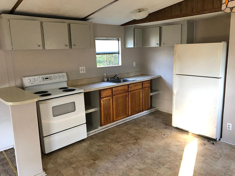 1st image of 9120 Usina St