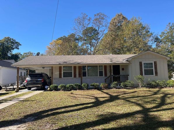 75 Saint Charles Ave