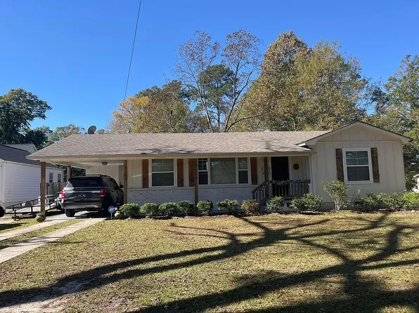 75 Saint Charles Ave, Louisville, MS 39339