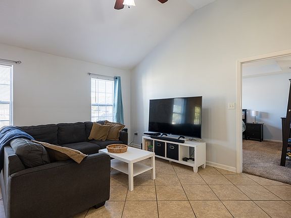 5th image of 4934 Patton Dr