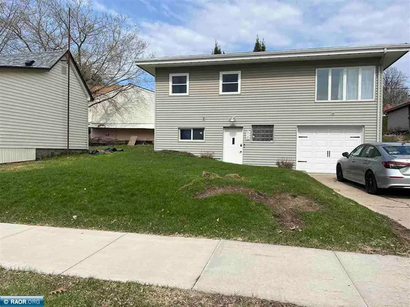 510 Broadway St S, Gilbert, MN 55741