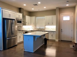 216 Athena Ct, Mountain View, CA 94043
