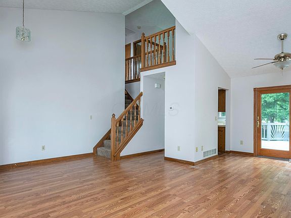 3rd image of 3112 Alderbrook Dr