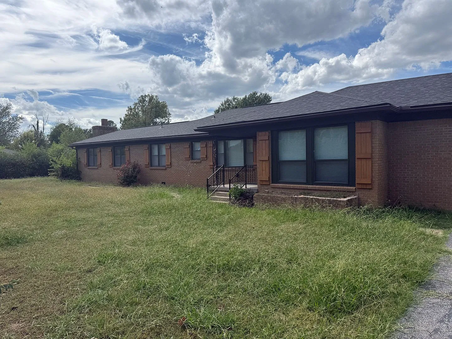 Charming Tulsa Home 564 S 87th E Ave — Photo 1