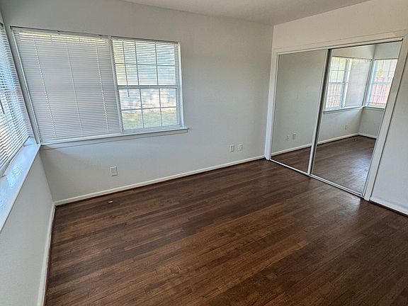 3rd image of 7700 Kaywood Dr