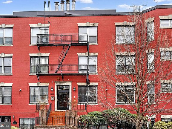 2nd image of 1625 15th St NW APT 4